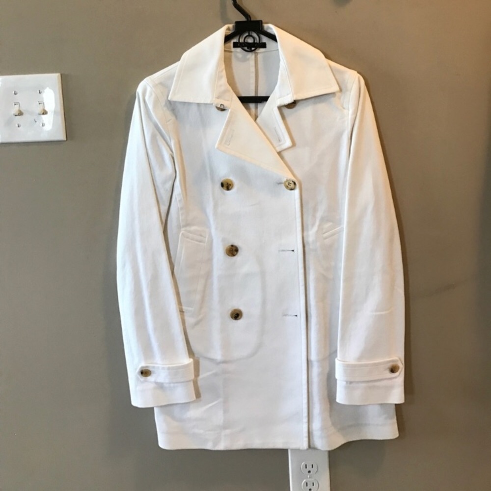 Theory white coat